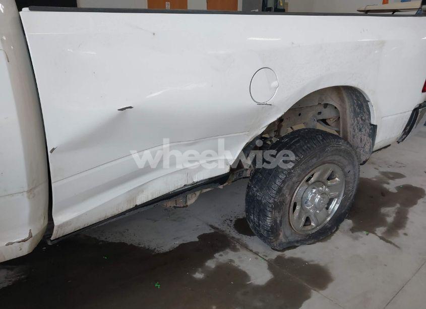 Photo 6 of 2019 Ram 2500 TRADESMAN 4X4 8' BOX (VIN 3C6MR5AJ2KG598559)