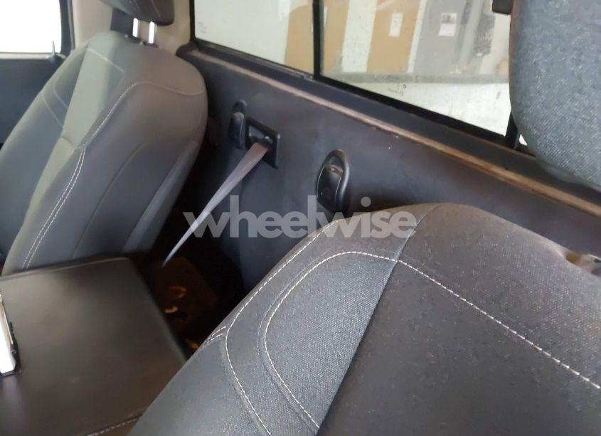 Photo 8 of 2019 Ram 2500 TRADESMAN 4X4 8' BOX (VIN 3C6MR5AJ2KG598559)