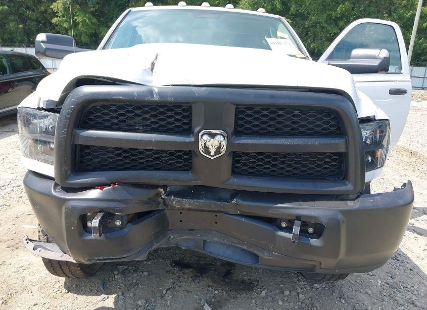 Photo 6 of 2018 Ram 2500 TRADESMAN REGULAR CAB 4X4 8' BOX (VIN 3C6MR5AJ3JG102148)