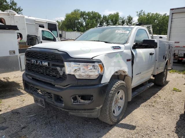 Photo 2 of 2022 RAM 2500 TRADESMAN (VIN 3C6MR5AJ4NG252243)