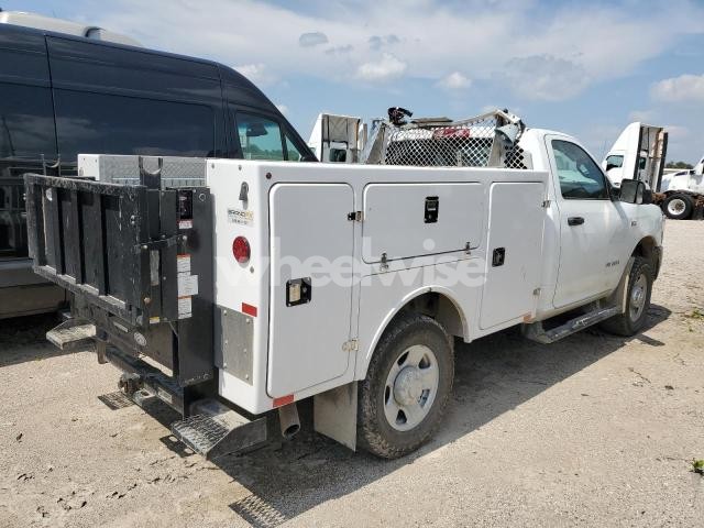 Photo 4 of 2022 RAM 2500 TRADESMAN (VIN 3C6MR5AJ4NG252243)