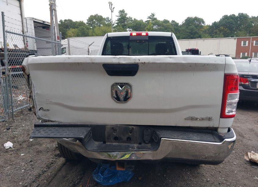 Photo 8 of 2019 Ram 2500 TRADESMAN REGULAR CAB 4X4 8' BOX (VIN 3C6MR5AJ5KG602474)