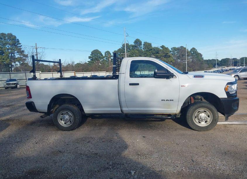 Photo 13 of 2022 Ram 2500 TRADESMAN 4X4 8' BOX (VIN 3C6MR5AJ6NG251045)
