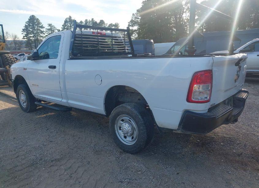 Photo 3 of 2022 Ram 2500 TRADESMAN 4X4 8' BOX (VIN 3C6MR5AJ6NG251045)