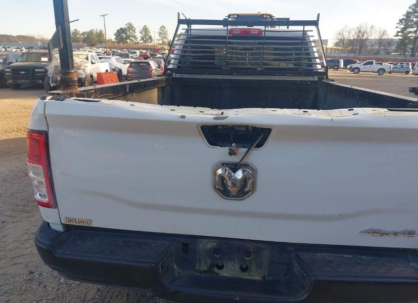 Photo 6 of 2022 Ram 2500 TRADESMAN 4X4 8' BOX (VIN 3C6MR5AJ6NG251045)