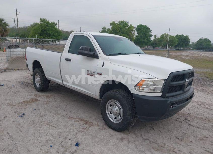 2018 Ram 2500 TRADESMAN 4X4 8' BOX (VIN 3C6MR5AJ8JG295963) main photo