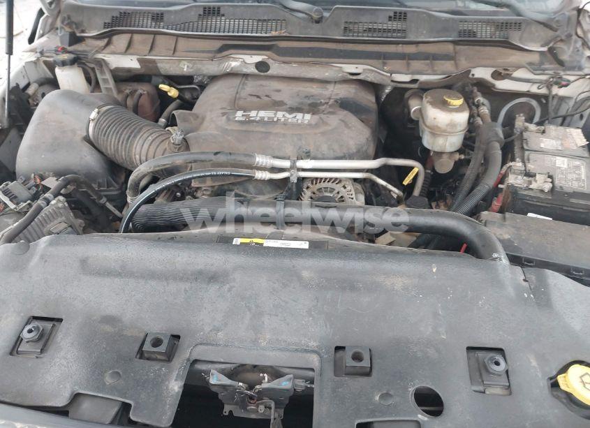 Photo 10 of 2018 Ram 2500 TRADESMAN 4X4 8' BOX (VIN 3C6MR5AJ8JG295963)