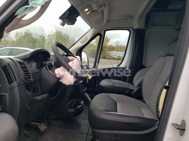 Photo 4 of 2025 RAM PROMASTER 3500 3500 HIGH N/A (VIN 3C6MRVHG4SE545562)