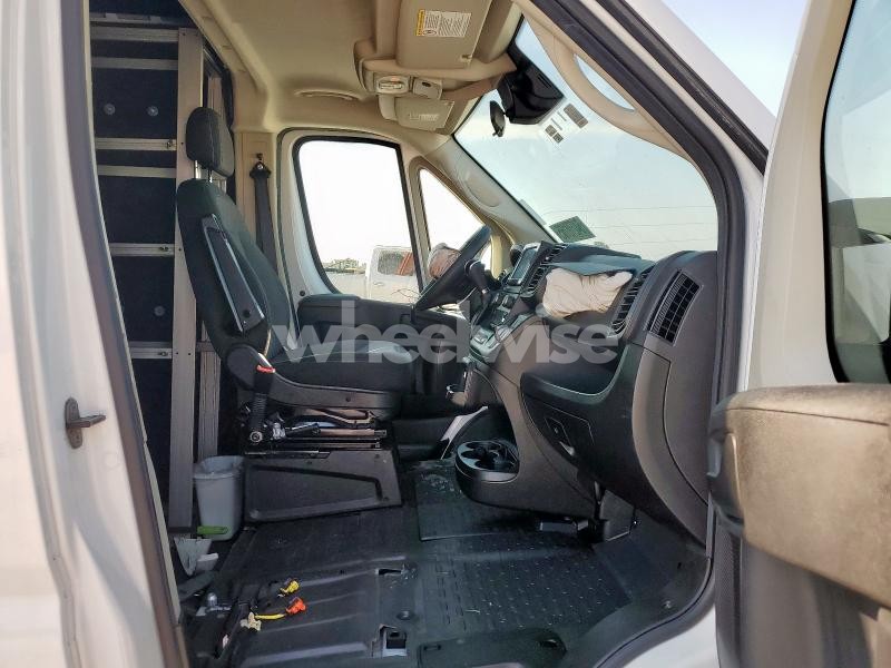 Photo 3 of 2022 RAM PROMASTER 3500 3500 HIGH N/A (VIN 3C6MRVJG4NE104450)