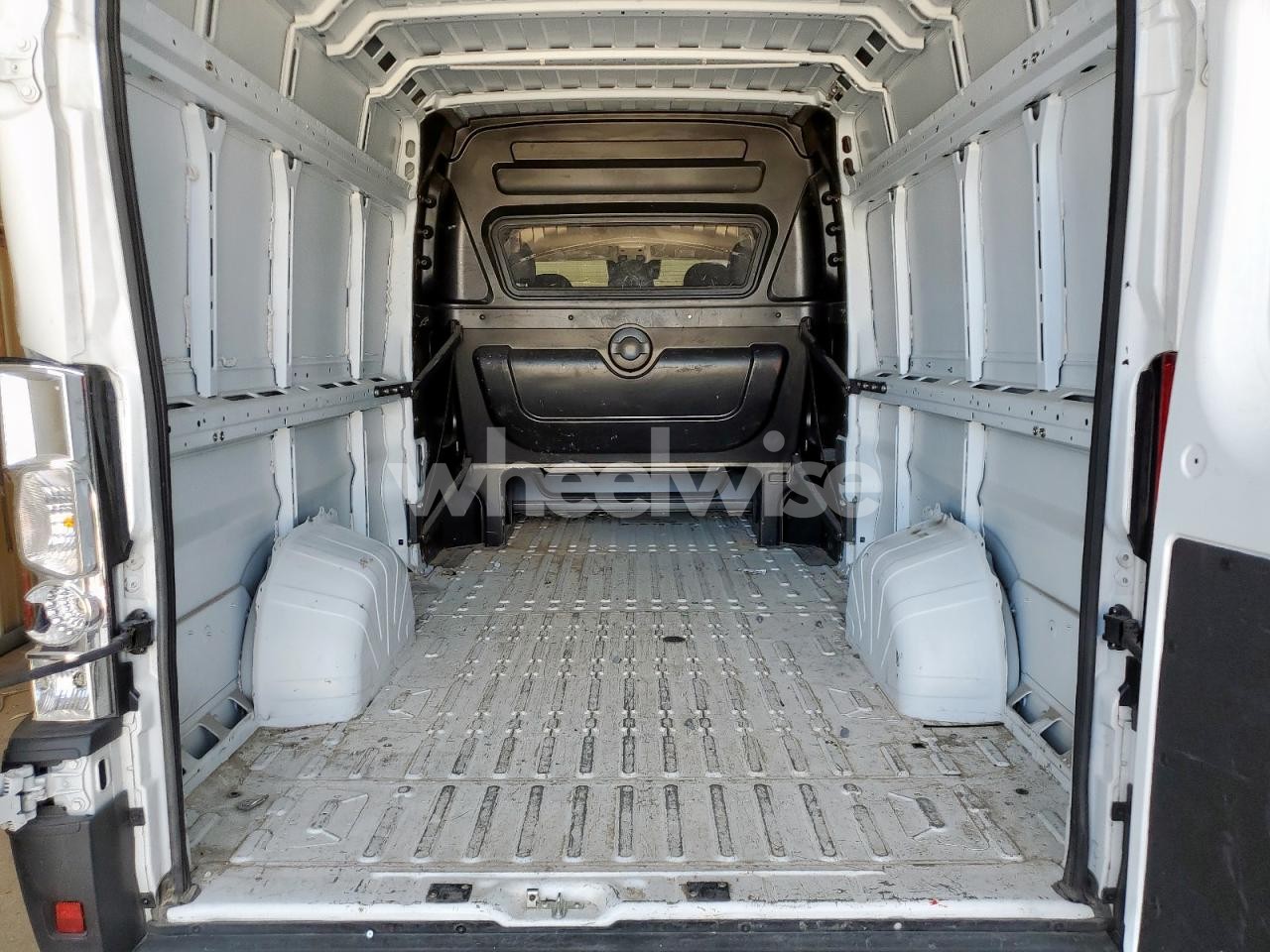 Photo 10 of 2023 RAM PROMASTER 3500 3500 HIGH (VIN 3C6MRVJG4PE599591)