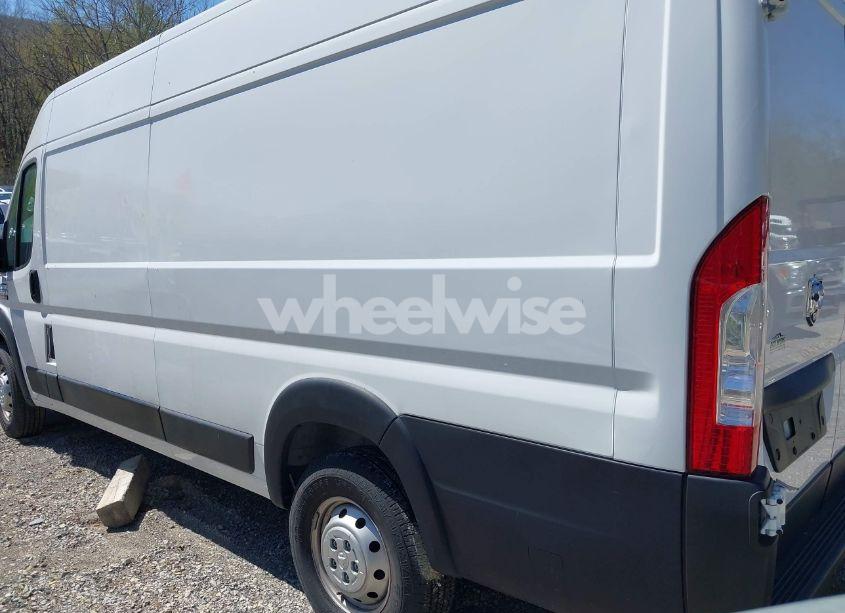 Photo 3 of 2022 Ram Promaster 3500 CARGO VAN HIGH ROOF 159 WB EXT (VIN 3C6MRVJG5NE136176)