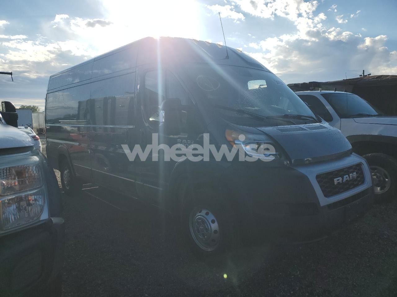 Photo 4 of 2021 RAM PROMASTER 3500 3500 HIGH (VIN 3C6MRVJG6ME535564)