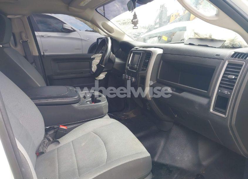 Photo 5 of 2022 Ram 1500 CLASSIC TRADESMAN 4X2 5'7 BOX (VIN 3C6RR6KG5NG352432)