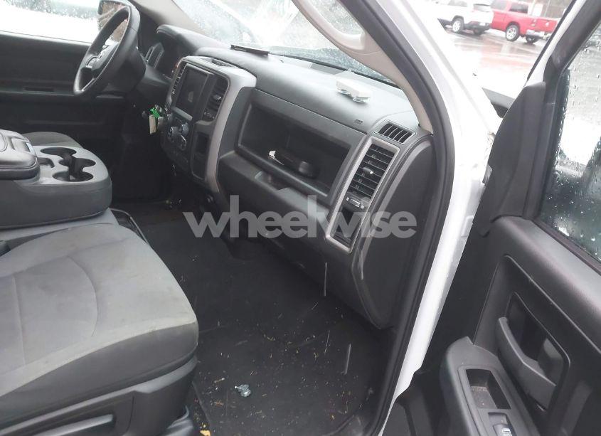 Photo 5 of 2022 Ram 1500 CLASSIC TRADESMAN 4X2 5'7 BOX (VIN 3C6RR6KG8NG242829)