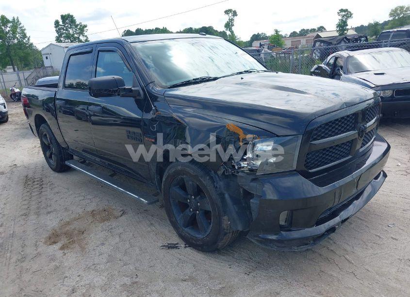 2015 Ram 1500 EXPRESS (VIN 3C6RR6KT3FG687249) main photo