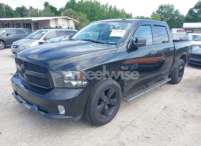 Photo 2 of 2015 Ram 1500 EXPRESS (VIN 3C6RR6KT3FG687249)