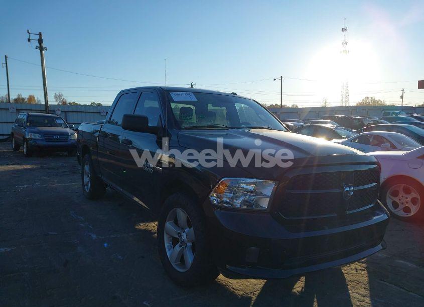 2016 Ram 1500 EXPRESS (VIN 3C6RR6KT3GG135719) main photo