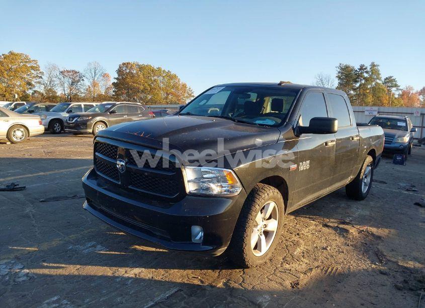Photo 2 of 2016 Ram 1500 EXPRESS (VIN 3C6RR6KT3GG135719)