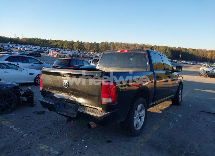 Photo 4 of 2016 Ram 1500 EXPRESS (VIN 3C6RR6KT3GG135719)