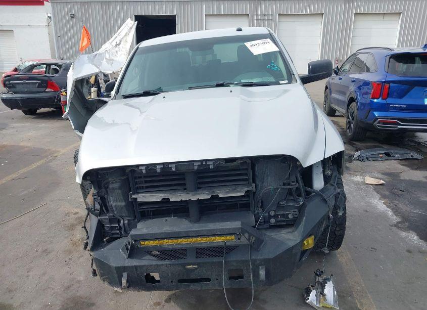 Photo 12 of 2016 Ram 1500 EXPRESS (VIN 3C6RR6KT5GG249687)