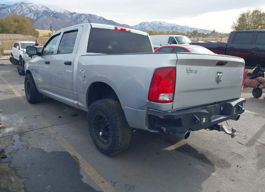 Photo 3 of 2016 Ram 1500 EXPRESS (VIN 3C6RR6KT5GG249687)