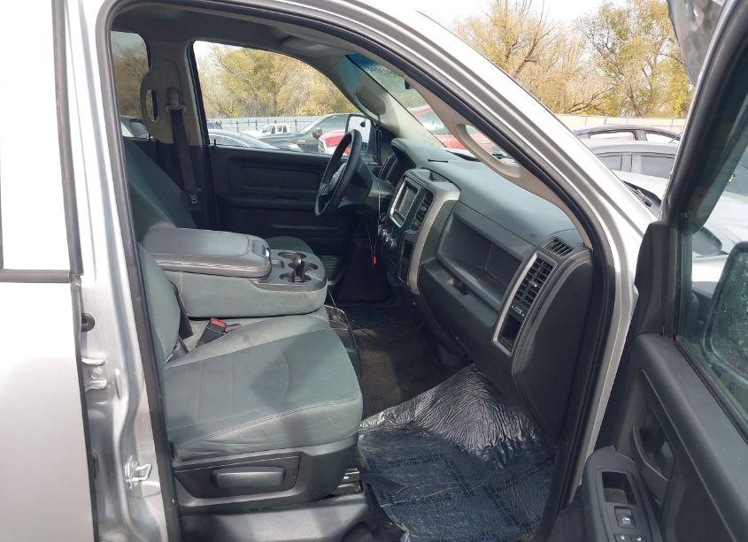 Photo 5 of 2016 Ram 1500 EXPRESS (VIN 3C6RR6KT5GG249687)