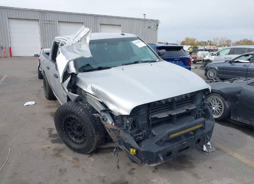 Photo 6 of 2016 Ram 1500 EXPRESS (VIN 3C6RR6KT5GG249687)