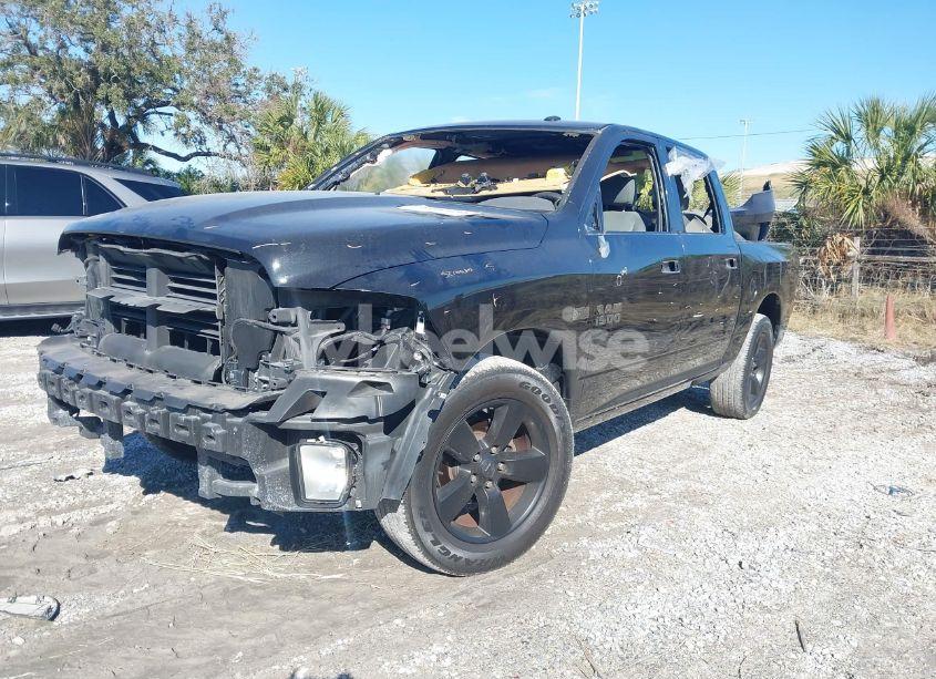 Photo 2 of 2018 Ram 1500 EXPRESS 4X2 5'7 BOX (VIN 3C6RR6KT5JG250524)