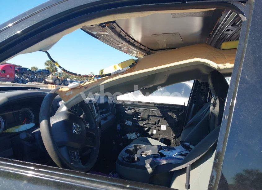 Photo 20 of 2018 Ram 1500 EXPRESS 4X2 5'7 BOX (VIN 3C6RR6KT5JG250524)