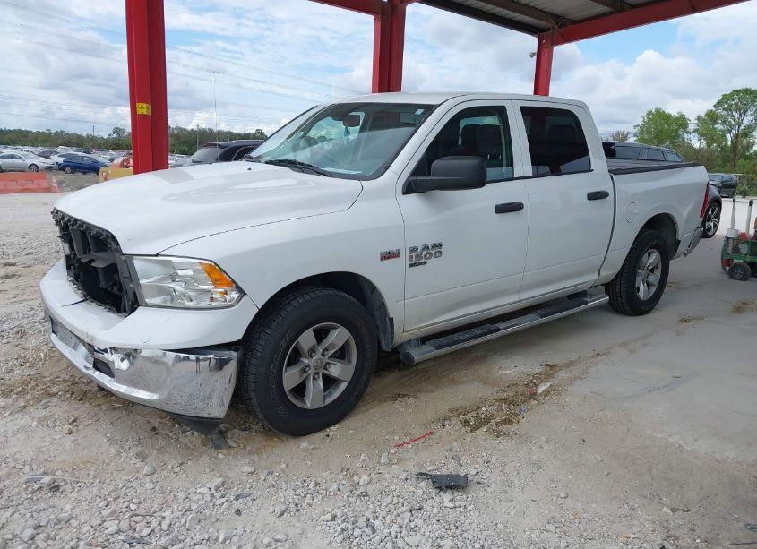 Photo 2 of 2020 Ram 1500 CLASSIC TRADESMAN 4X2 5'7 BOX (VIN 3C6RR6KT7LG127911)