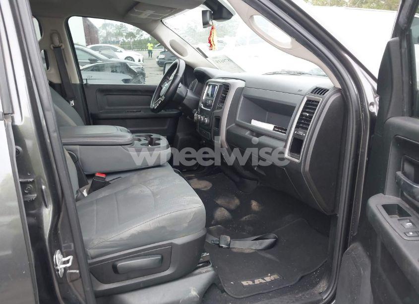 Photo 5 of 2020 Ram 1500 CLASSIC TRADESMAN 4X2 5'7 BOX (VIN 3C6RR6KT8LG130302)