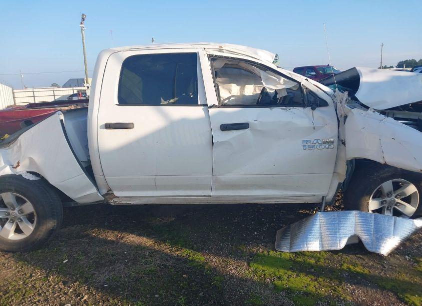 Photo 13 of 2018 Ram 1500 TRADESMAN 4X2 5'7 BOX (VIN 3C6RR6KT9JG252308)