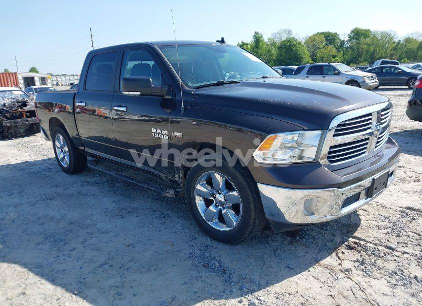 2017 Ram 1500 LONE STAR 4X2 5'7 BOX (VIN 3C6RR6LT2HG604668) main photo