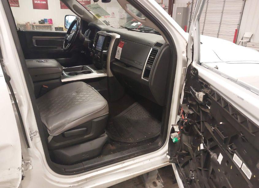 Photo 5 of 2016 Ram 1500 BIG HORN (VIN 3C6RR6LT6GG310110)