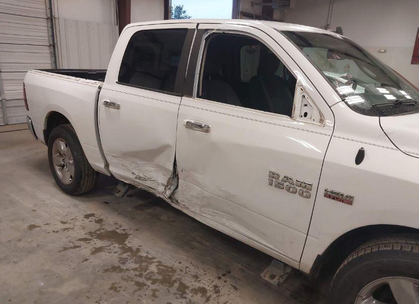 Photo 6 of 2016 Ram 1500 BIG HORN (VIN 3C6RR6LT6GG310110)