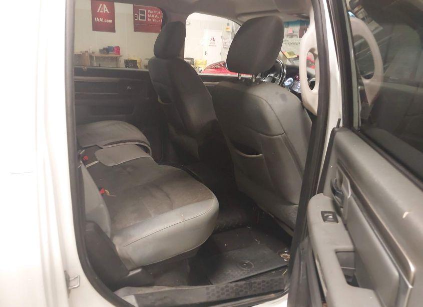 Photo 8 of 2016 Ram 1500 BIG HORN (VIN 3C6RR6LT6GG310110)