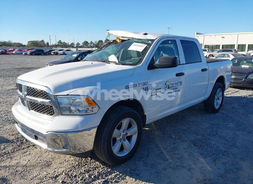 Photo 2 of 2020 Ram 1500 CLASSIC TRADESMAN 4X4 5'7 BOX (VIN 3C6RR7KG1LG134443)