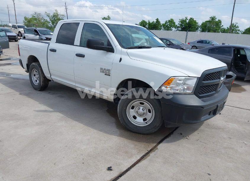 2022 Ram 1500 CLASSIC TRADESMAN 4X4 5'7 BOX (VIN 3C6RR7KG3NG301503) main photo