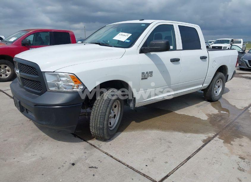 Photo 2 of 2022 Ram 1500 CLASSIC TRADESMAN 4X4 5'7 BOX (VIN 3C6RR7KG3NG301503)