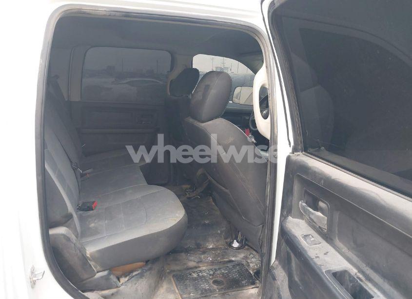 Photo 7 of 2022 Ram 1500 CLASSIC TRADESMAN 4X4 5'7 BOX (VIN 3C6RR7KG3NG413413)