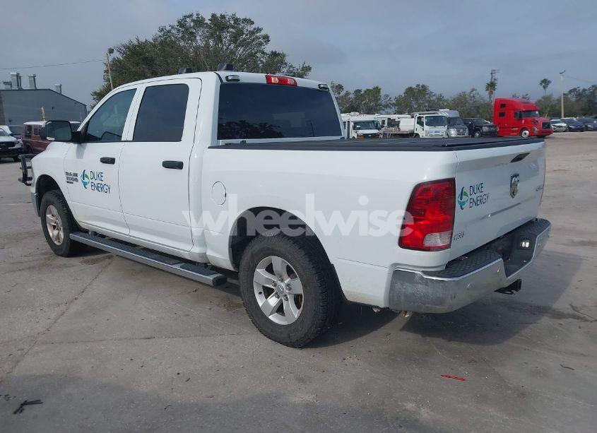 Photo 3 of 2022 Ram 1500 CLASSIC TRADESMAN 4X4 5'7 BOX (VIN 3C6RR7KG4NG331979)