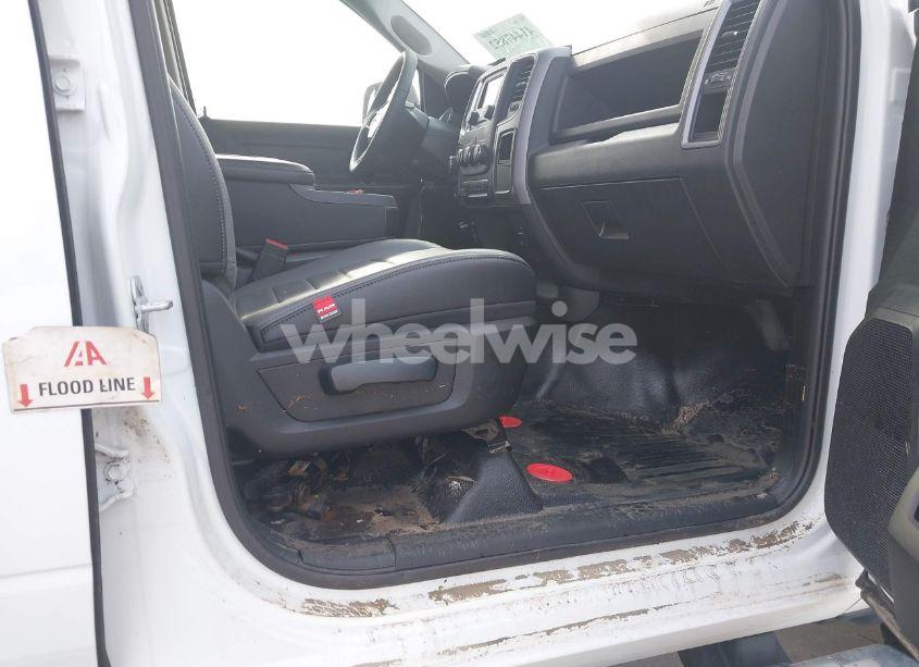 Photo 6 of 2022 Ram 1500 CLASSIC TRADESMAN 4X4 5'7 BOX (VIN 3C6RR7KG4NG331979)