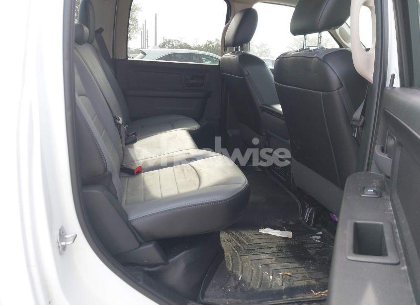 Photo 8 of 2022 Ram 1500 CLASSIC TRADESMAN 4X4 5'7 BOX (VIN 3C6RR7KG4NG331979)