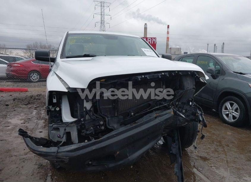 Photo 13 of 2019 Ram 1500 CLASSIC TRADESMAN 4X4 5'7 BOX (VIN 3C6RR7KG6KG573295)