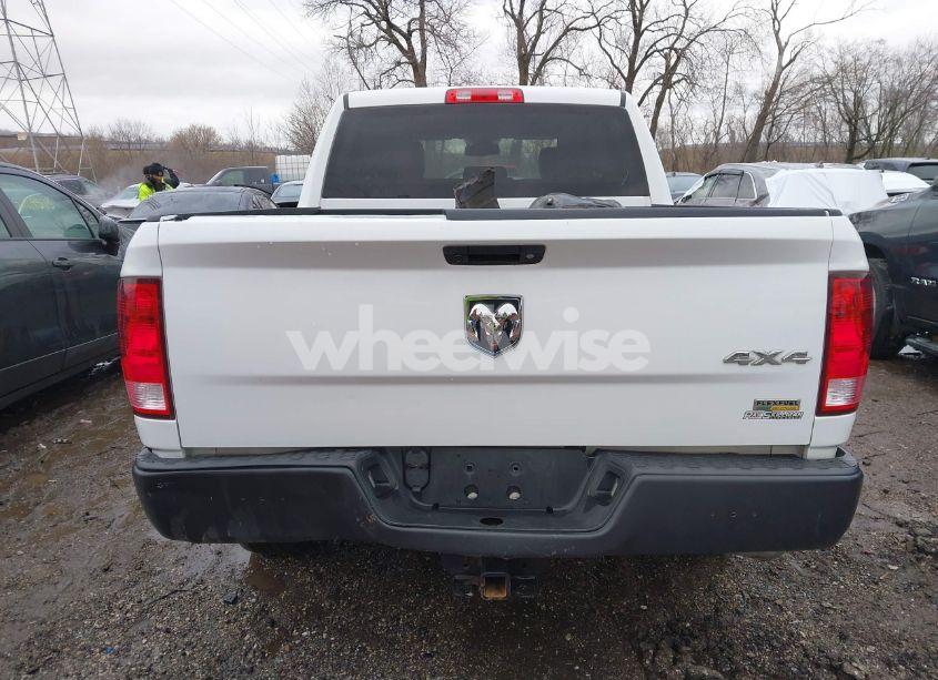 Photo 17 of 2019 Ram 1500 CLASSIC TRADESMAN 4X4 5'7 BOX (VIN 3C6RR7KG6KG573295)