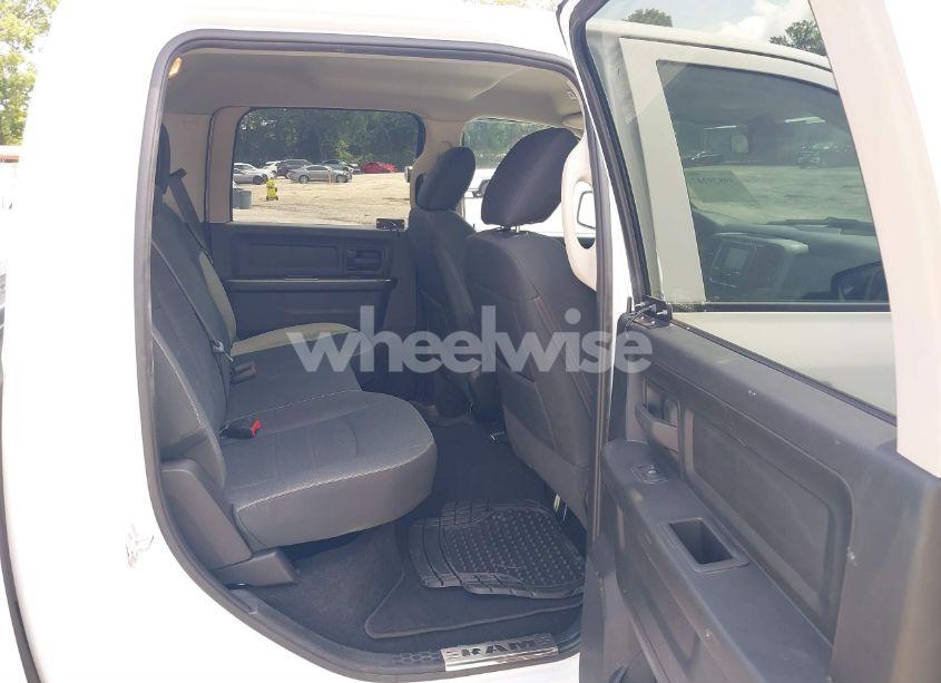 Photo 8 of 2022 Ram 1500 CLASSIC (VIN 3C6RR7KGXNG173471)