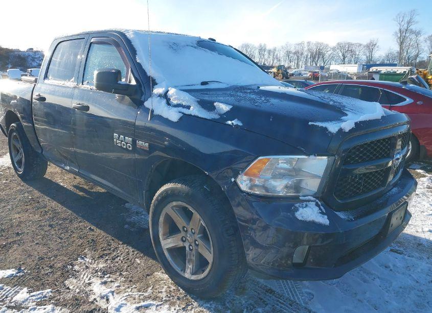 2014 Ram 1500 EXPRESS (VIN 3C6RR7KT0EG220858) main photo