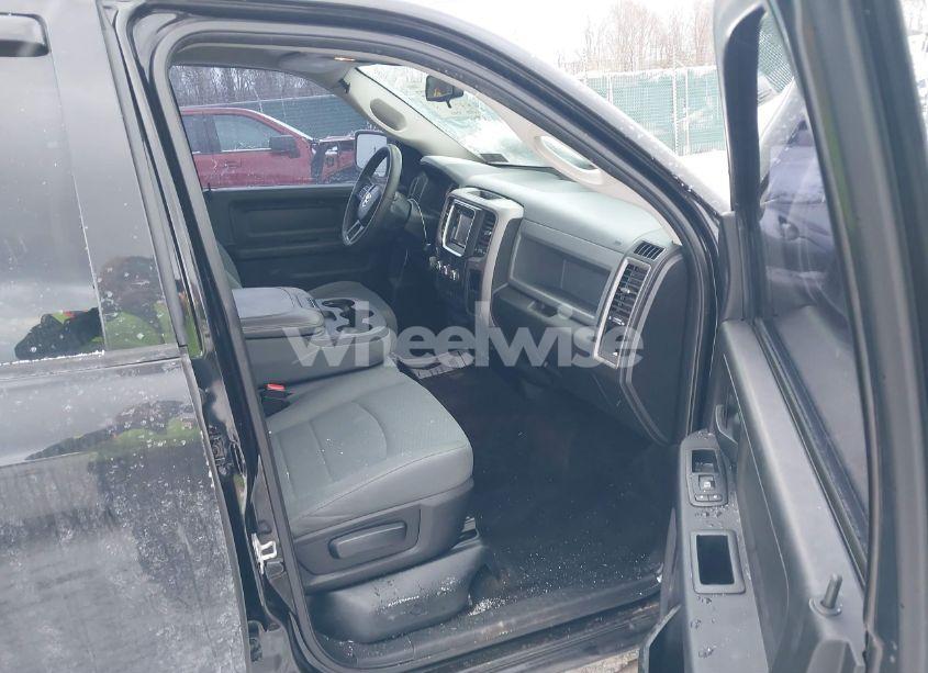 Photo 5 of 2016 Ram 1500 EXPRESS (VIN 3C6RR7KT0GG154248)