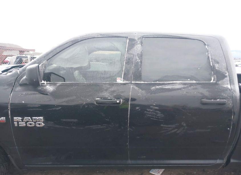 Photo 14 of 2017 Ram 1500 EXPRESS 4X4 5'7 BOX (VIN 3C6RR7KT0HG696208)