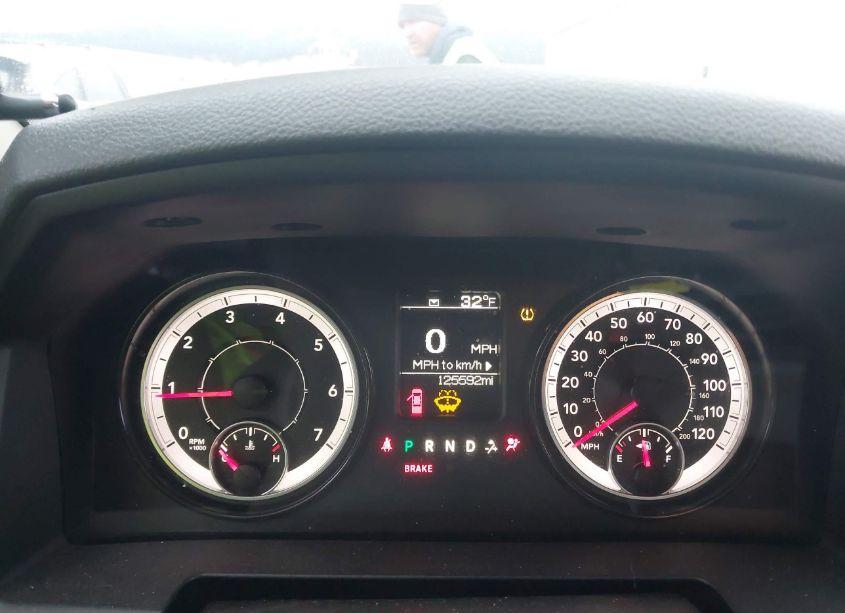 Photo 7 of 2017 Ram 1500 EXPRESS 4X4 5'7 BOX (VIN 3C6RR7KT0HG696208)